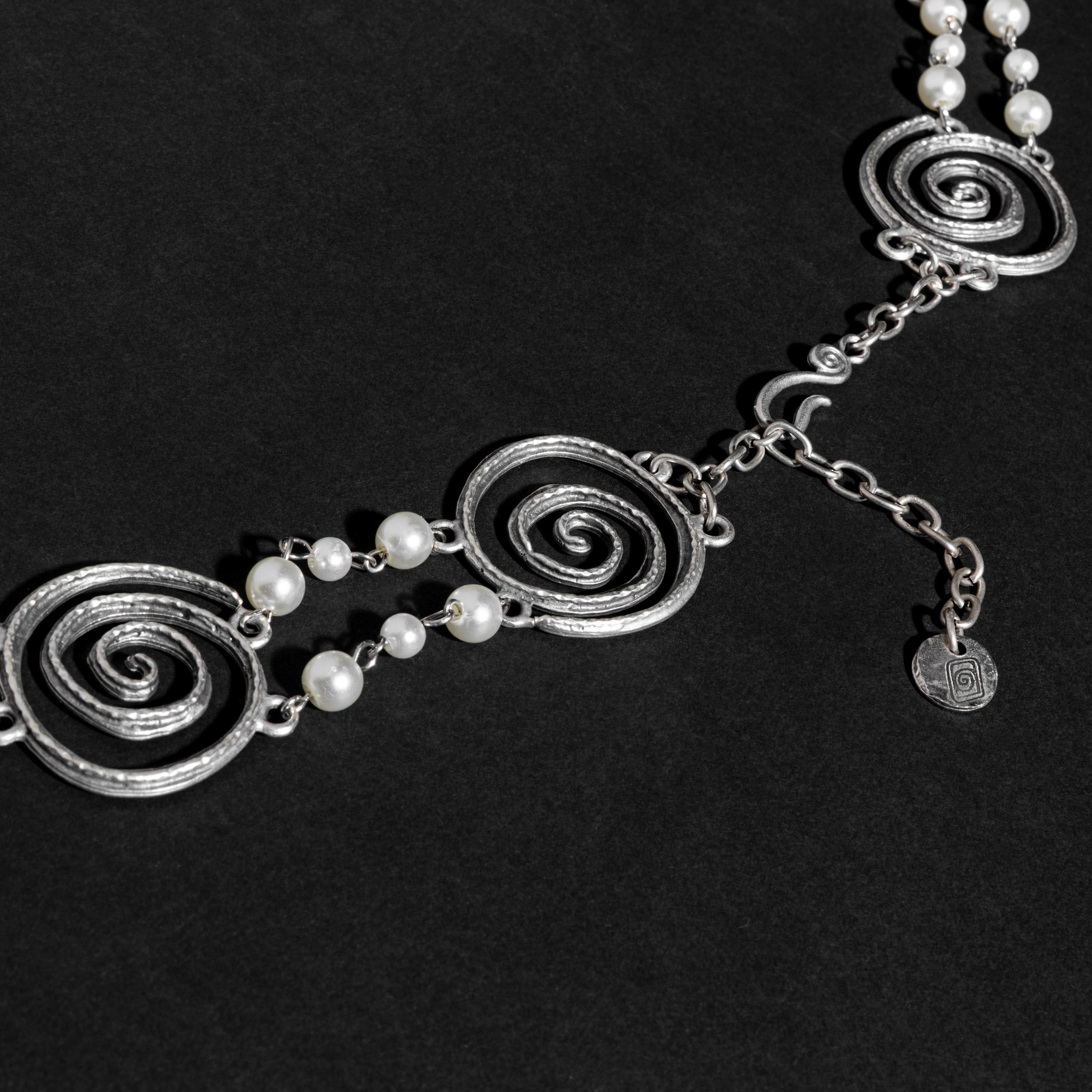 Spiral Pearl Choker – Ma Soeur et Moi